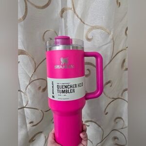 Stanley Quencher 40oz Camelia Pink